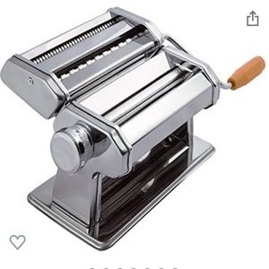 Pasta maker